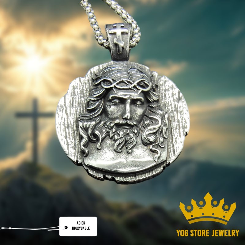 Collier pendentif Jésus Christ en acier inoxydable