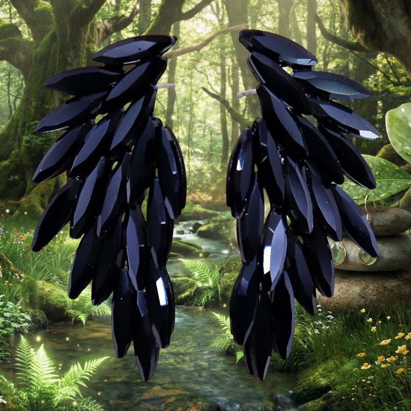 Boucles d’Oreilles Ailes d’Ange – Verre Noir de Jais | Bijou Féminin Mystérieux et Élégant